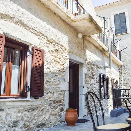 Apartamento Lamprou *